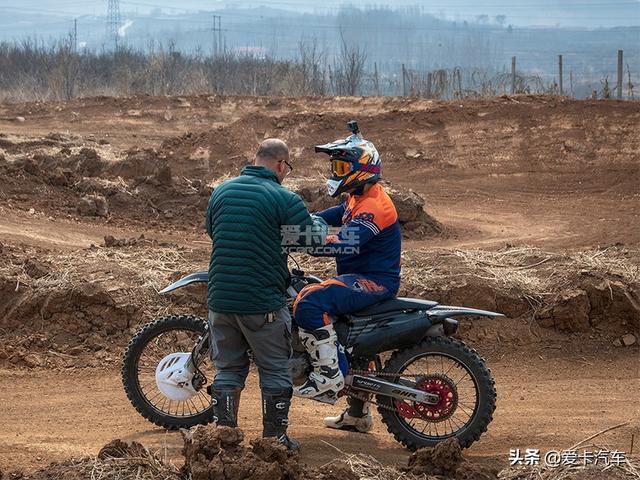 走近越野摩托 北海赛车越野体验营记实