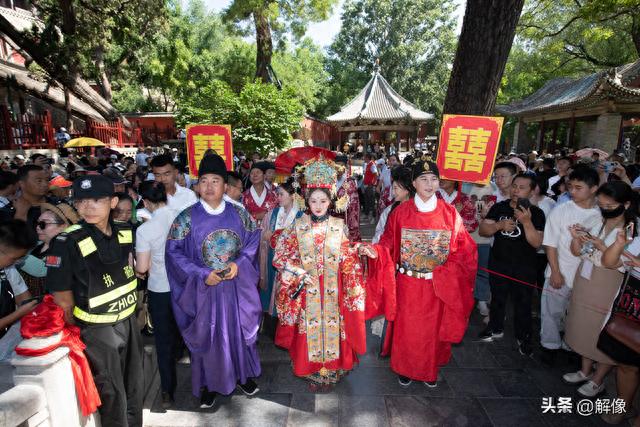 七夕太原晋祠上演古风婚礼 民众沉浸感受中国式浪漫