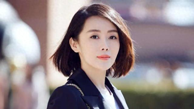 成都盛产美女，娱乐圈这4位来自成都的女明星，美得各有各的特色