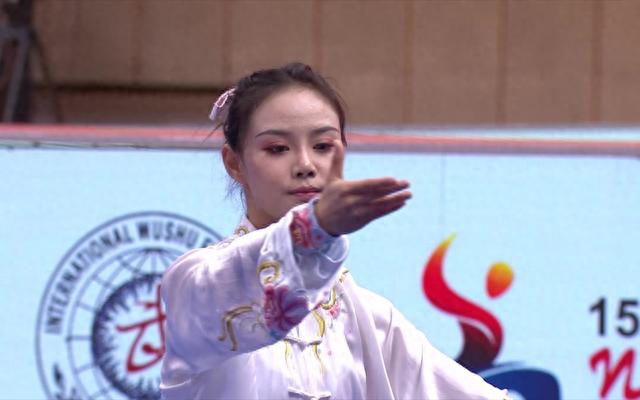 中国美女一套杨氏太极拳，夺得武术世锦赛太极拳冠军，她到底是谁