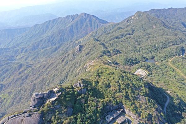 “飞阅”猫儿山