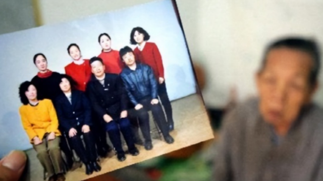 45年中国夫妇收养日本弃儿，备受辱骂，养子回日本后做法令人心寒