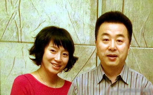 《新闻联播》美女主播宝晓峰：46岁仍未婚单身，情系家乡内蒙古