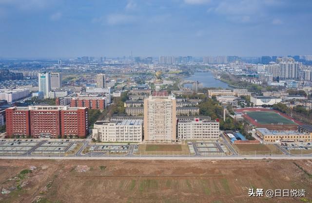 湖北荆州长江大学的校区为什么很分散？