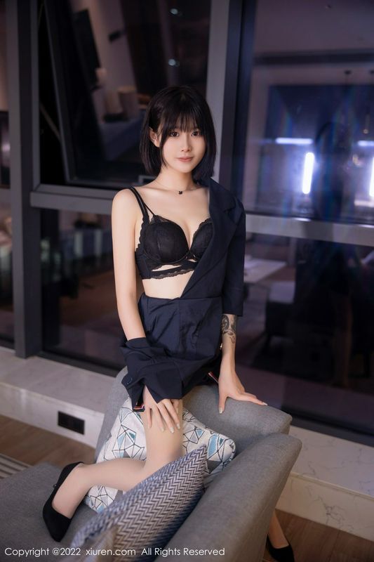 qiqi 完整版无水印写真