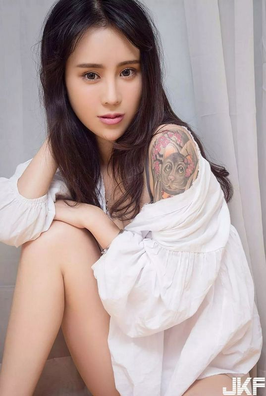 绝对的美女尤物Nicky