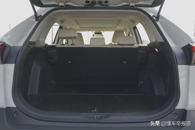 全新丰田RAV4荣放试驾！SUV界老炮能否与时俱进