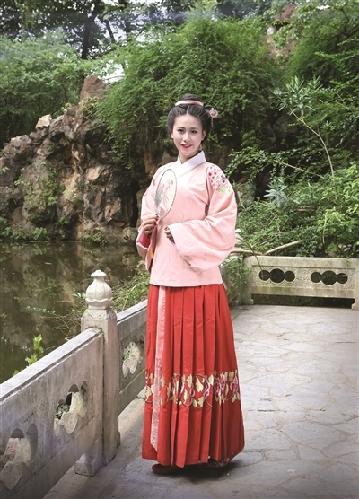 汉服是指中国传统服饰吗？
