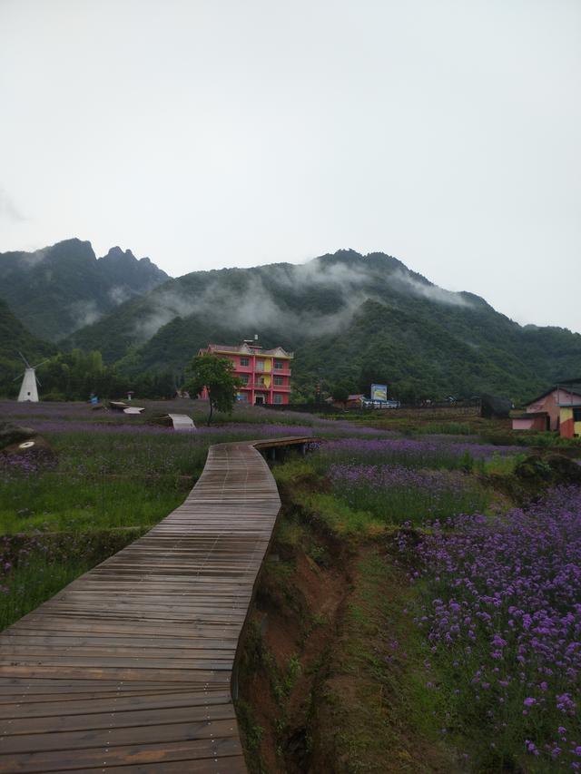 美到爆的童话村，你知道在哪里吗？