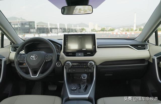 全新丰田RAV4荣放试驾！SUV界老炮能否与时俱进