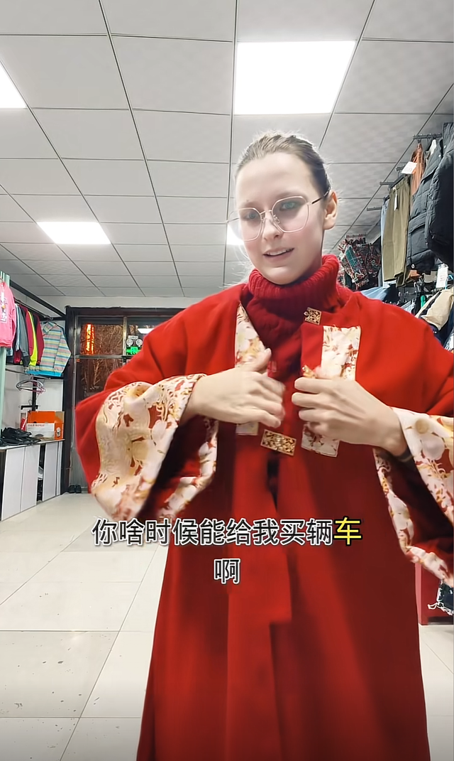 东北大叔娶00后俄罗斯美女，还把小姨子接到中国，网友齐声叫姐夫