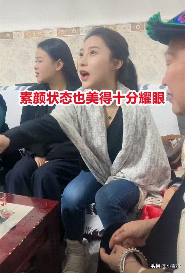 四川纯天然美女走红，颜值堪比女明星，网友：看项链就知道养不起