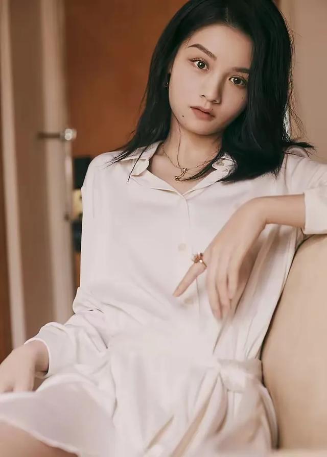 云南的最美10位女明星，看看谁是你心中的“云南第一美女”？