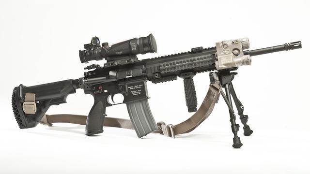 轻武器：美国马润们的新枪？HK416远嫁他乡的漂亮妹妹——M27