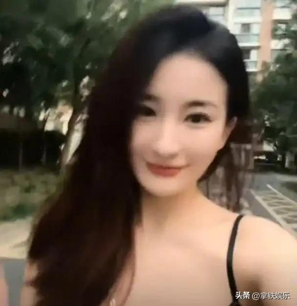 26岁美女网红患渐冻症！已瘫痪在床，父母痛哭，长得超美像陈德容